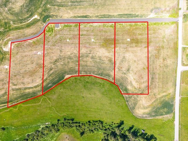 8838 E Little Deep Creek Ln, Colbert, WA 99005