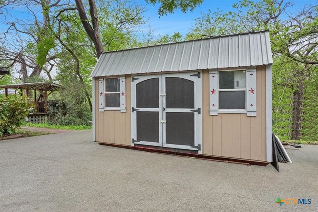102 Elm Drive, Belton, TX 76513