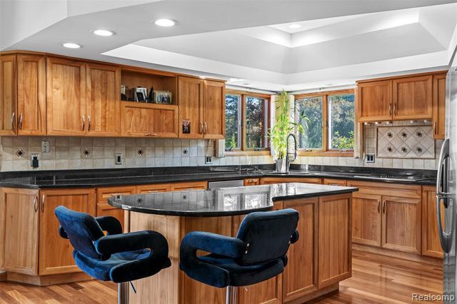 37418 Fiore Trail, Clinton Township, MI 48036