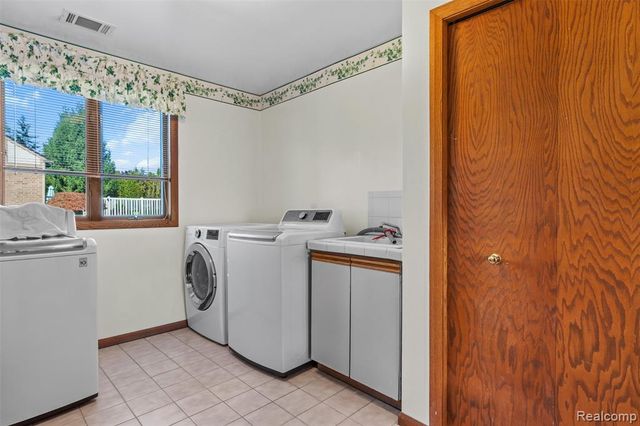 37418 Fiore Trail, Clinton Township, MI 48036