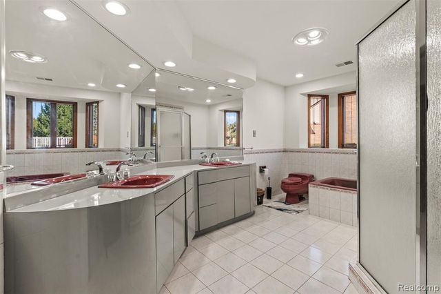 37418 Fiore Trail, Clinton Township, MI 48036