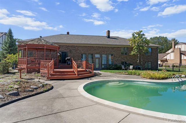 37418 Fiore Trail, Clinton Township, MI 48036