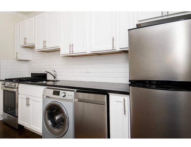 918 Green Bay Road 3C, Winnetka, IL 60093