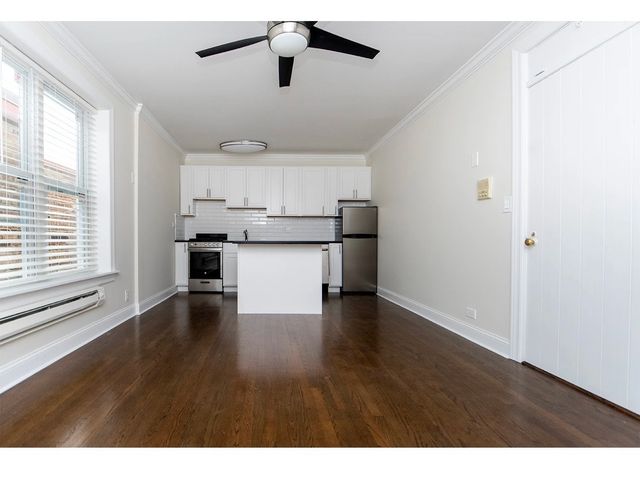918 Green Bay Road 3C, Winnetka, IL 60093
