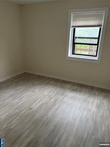 2339 Hudson Terrace D7, Fort Lee, NJ 07024