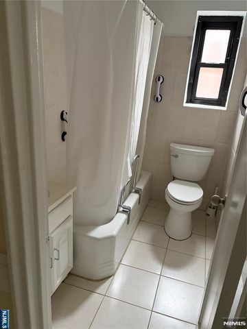 2339 Hudson Terrace D7, Fort Lee, NJ 07024
