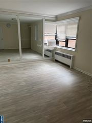 2339 Hudson Terrace D7, Fort Lee, NJ 07024