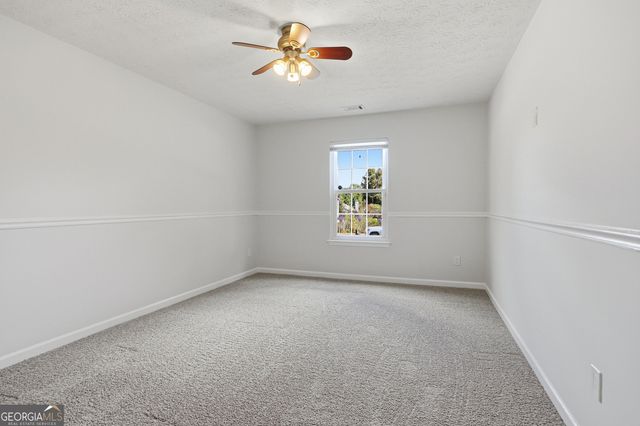 3641 Coveside Court, Loganville, GA 30052