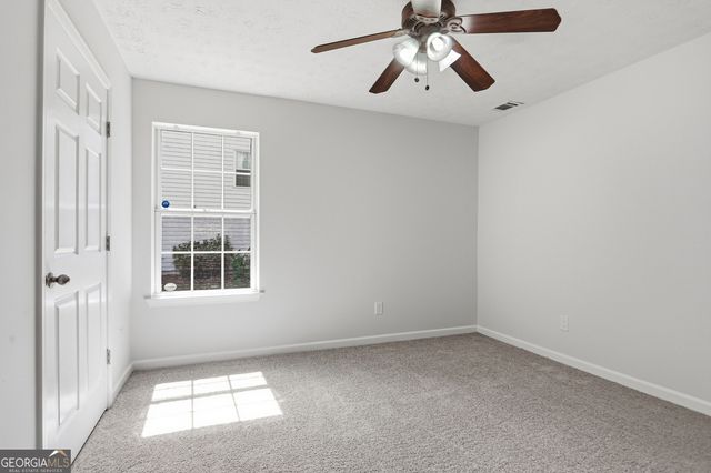 3641 Coveside Court, Loganville, GA 30052