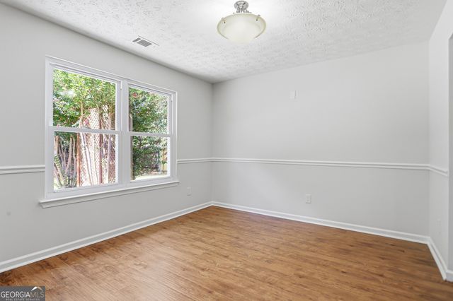 3641 Coveside Court, Loganville, GA 30052