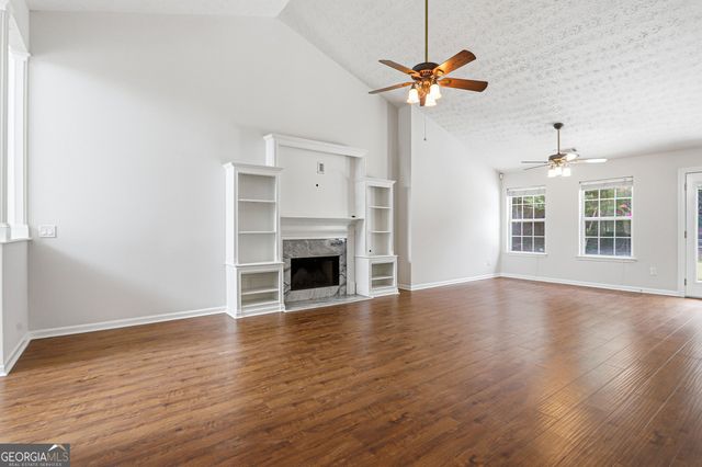 3641 Coveside Court, Loganville, GA 30052
