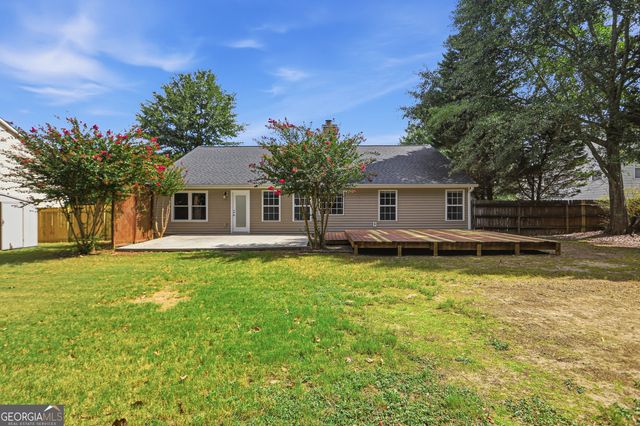 3641 Coveside Court, Loganville, GA 30052