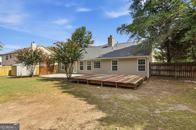 3641 Coveside Court, Loganville, GA 30052