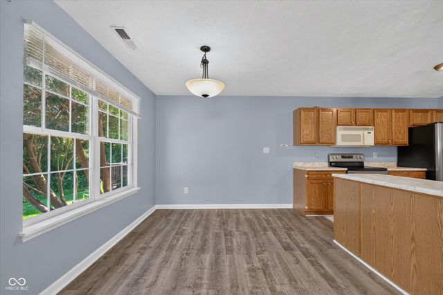 1852 Misty Lake Drive, Indianapolis, IN 46260