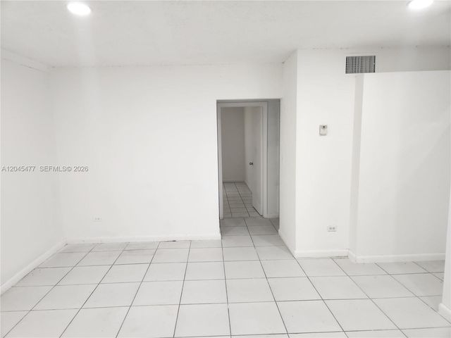 9760 SW 184th Street 12D, Cutler Bay, FL 33157