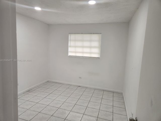 9760 SW 184th Street 12D, Cutler Bay, FL 33157