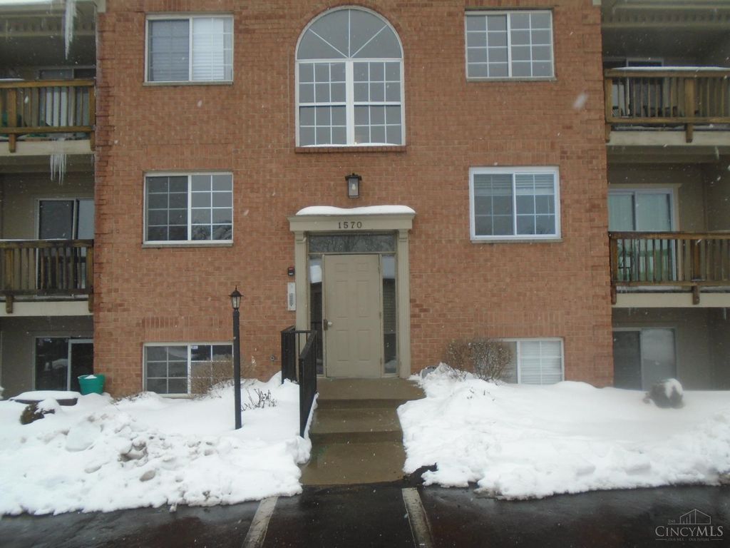 1570 Gelhot Drive, Fairfield, OH 45014