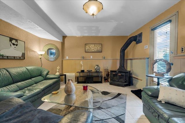 22606 E 12 Mile Road, Saint Clair Shores, MI 48081