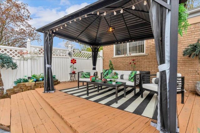 22606 E 12 Mile Road, Saint Clair Shores, MI 48081