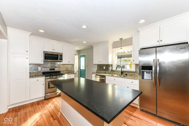 6441 Hythe Road, Indianapolis, IN 46220