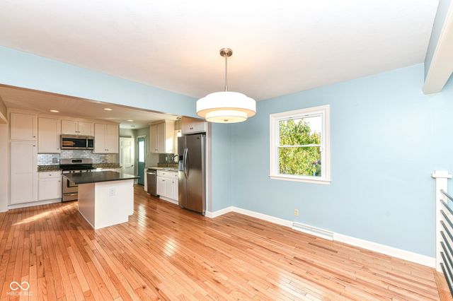 6441 Hythe Road, Indianapolis, IN 46220