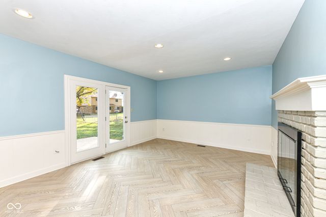 6441 Hythe Road, Indianapolis, IN 46220