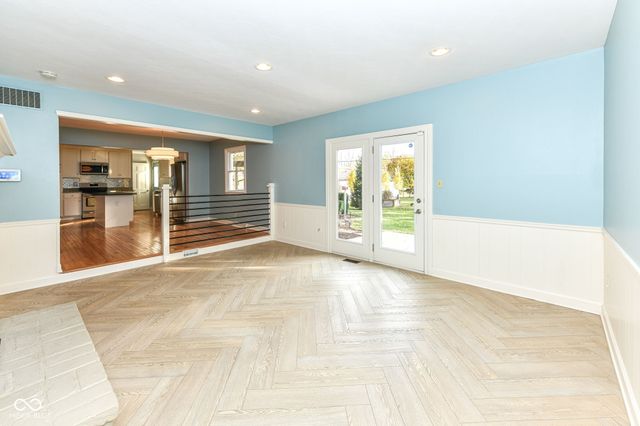 6441 Hythe Road, Indianapolis, IN 46220