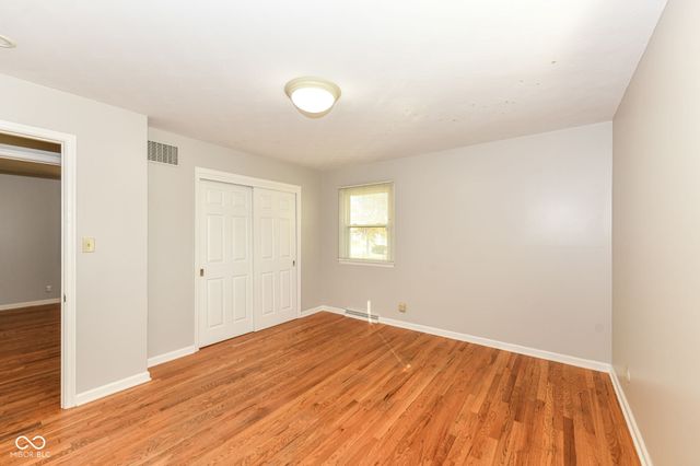 6441 Hythe Road, Indianapolis, IN 46220