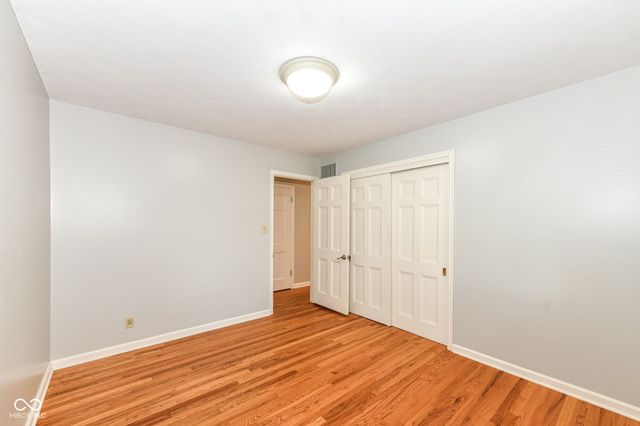 6441 Hythe Road, Indianapolis, IN 46220