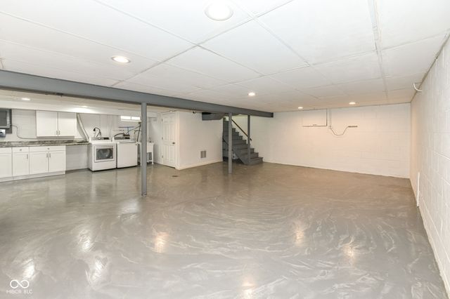 6441 Hythe Road, Indianapolis, IN 46220