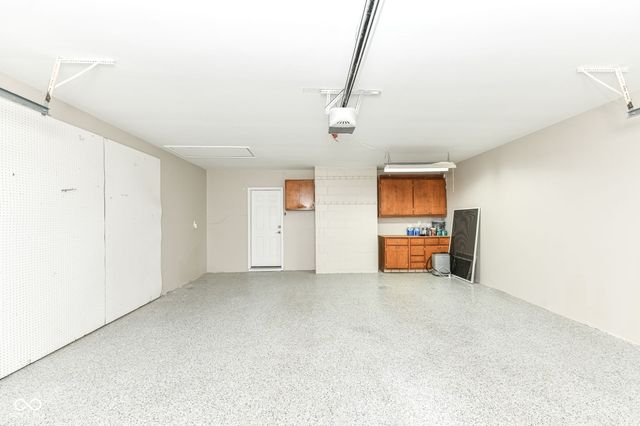 6441 Hythe Road, Indianapolis, IN 46220