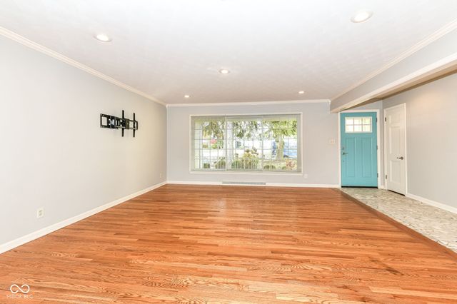 6441 Hythe Road, Indianapolis, IN 46220