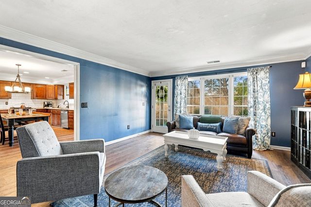 2264 SW Cassina Pointe SW, Marietta, GA 30064