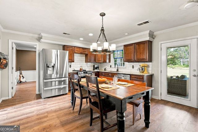 2264 SW Cassina Pointe SW, Marietta, GA 30064