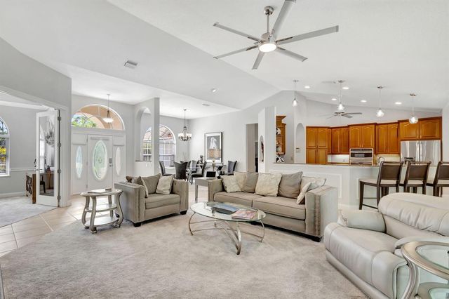 8055 Kiawah Trace, Port St. Lucie, FL 34986