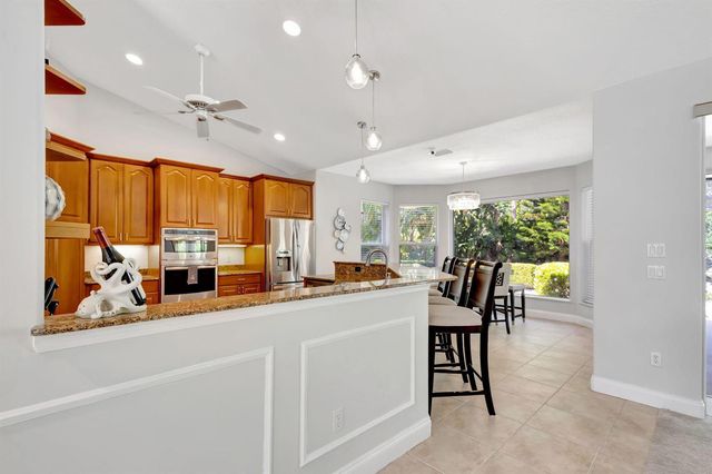 8055 Kiawah Trace, Port St. Lucie, FL 34986