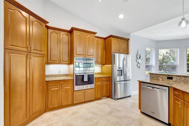 8055 Kiawah Trace, Port St. Lucie, FL 34986