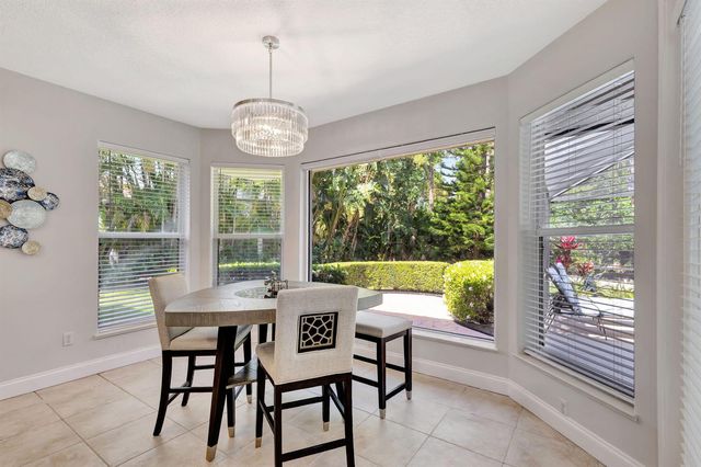 8055 Kiawah Trace, Port St. Lucie, FL 34986