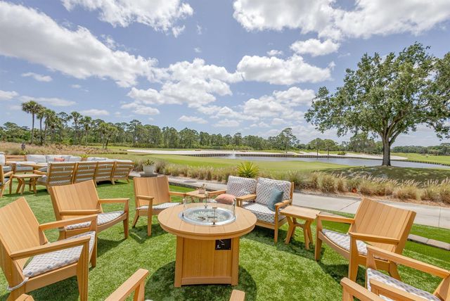 8055 Kiawah Trace, Port St. Lucie, FL 34986