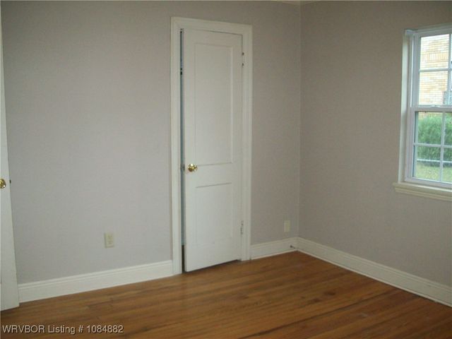 2100 S N Street, Fort Smith, AR 72901