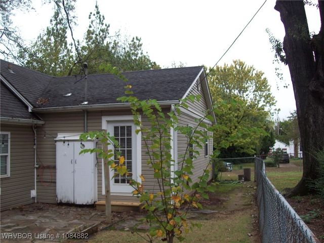 2100 S N Street, Fort Smith, AR 72901