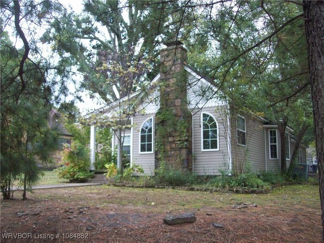 2100 S N Street, Fort Smith, AR 72901