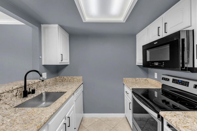 43376 Cook Street 107, Palm Desert, CA 92211