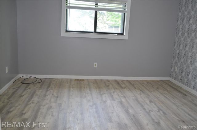 14063 Bery Drive, Sterling Heights, MI 48312