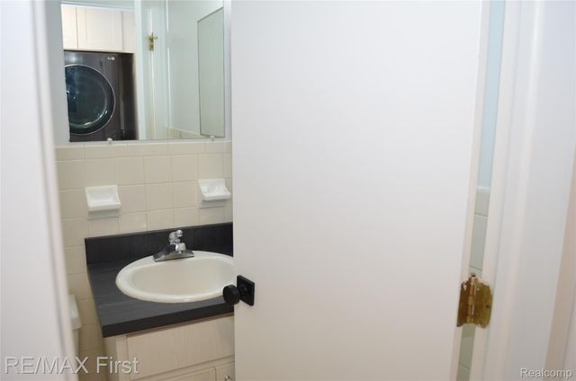 14063 Bery Drive, Sterling Heights, MI 48312