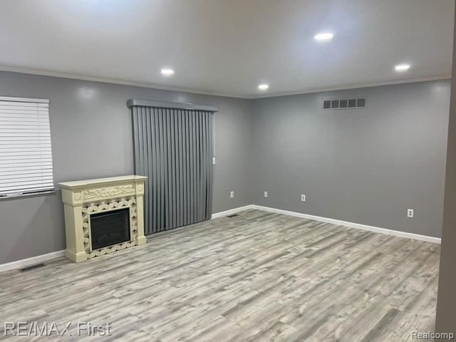 14063 Bery Drive, Sterling Heights, MI 48312