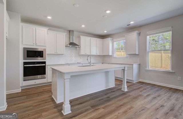 648 Leafy Branch Way, Mcdonough, GA 30253