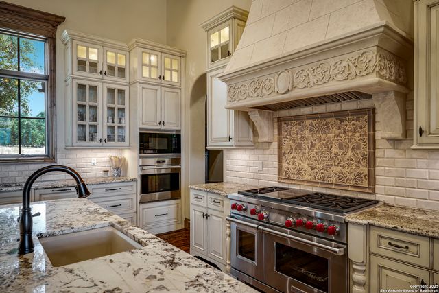 35 Winged Foot, Boerne, TX 78006