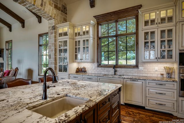 35 Winged Foot, Boerne, TX 78006