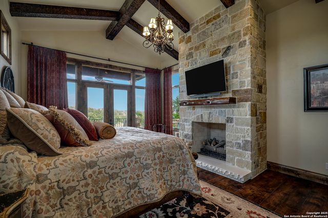 35 Winged Foot, Boerne, TX 78006